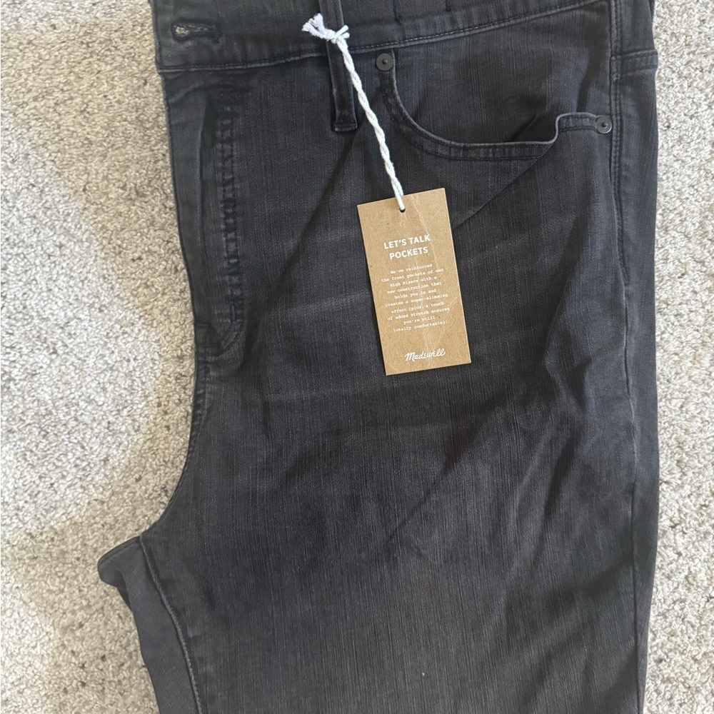 Madewell Women’s Raw Hem Black Jeans Size 35